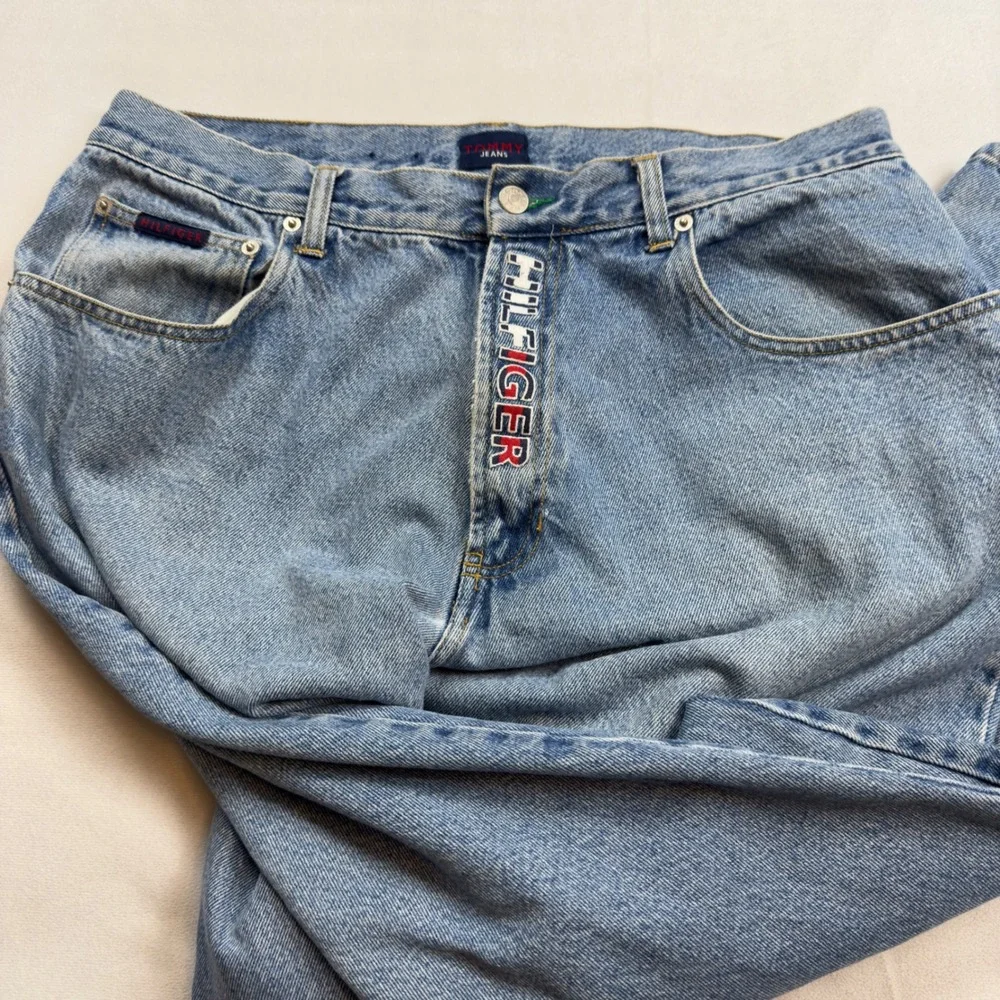 Vtg Tommy Jeans Mens Light Wash Embroidered Logo Straight Y2K 90s streetwear EUC